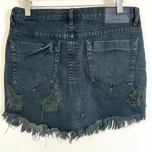 One Teaspoon Black Denim Junkyard Destroyed Mini Skirt Size 25 - Picture 12 of 15